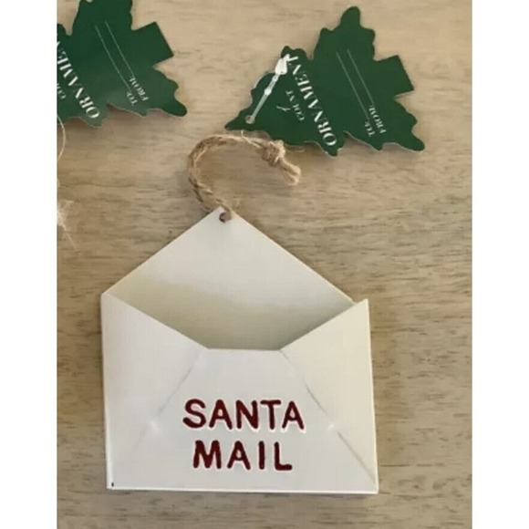 Target Bullseye Playground Ornament Santa Mail Envelope White Red - Picture 1 of 1